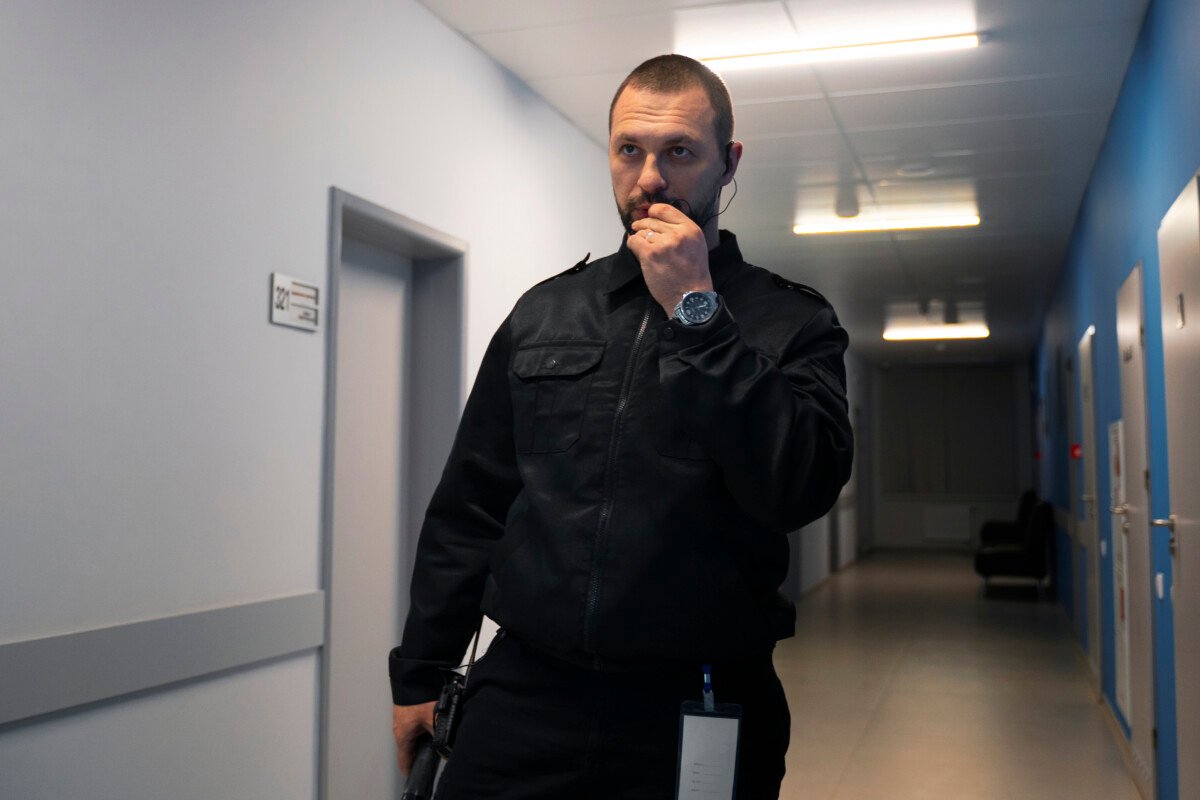 Agent de Sécurité Privée - Gardiennage, surveillance 24h/24